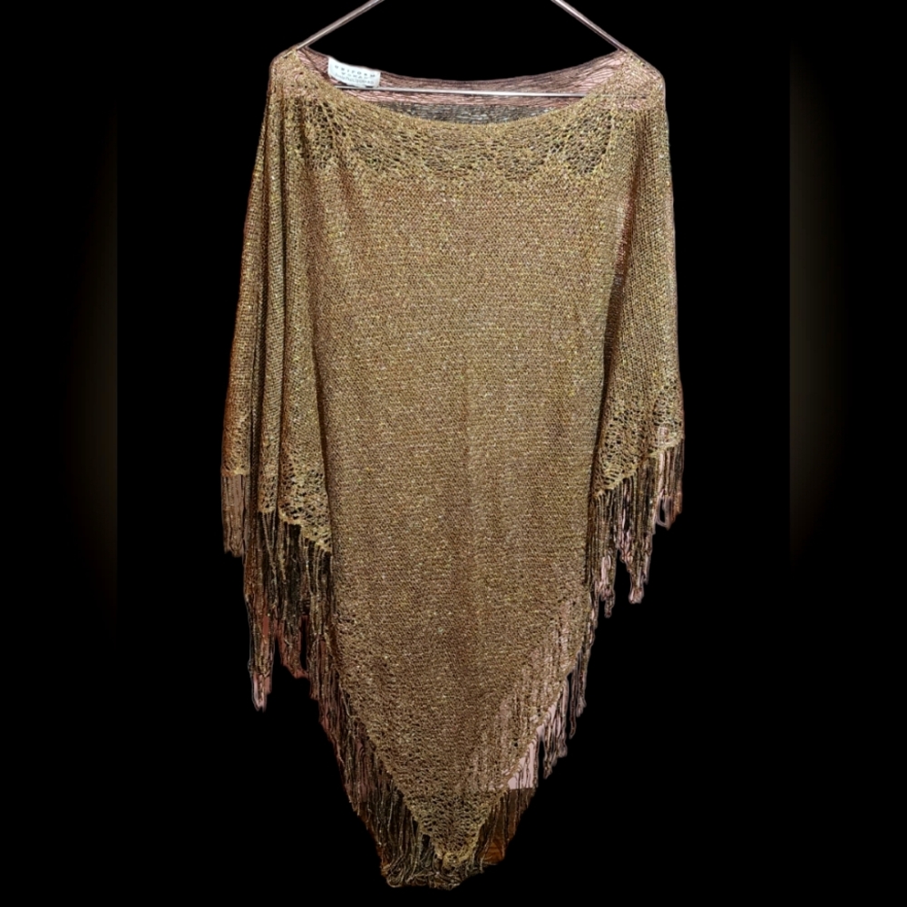 Feeling like adding some extra color to your wardrobe then this is perfect.